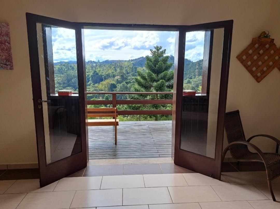 Casa Sossego Na Montanha Villa Campos do Jordão Exterior foto